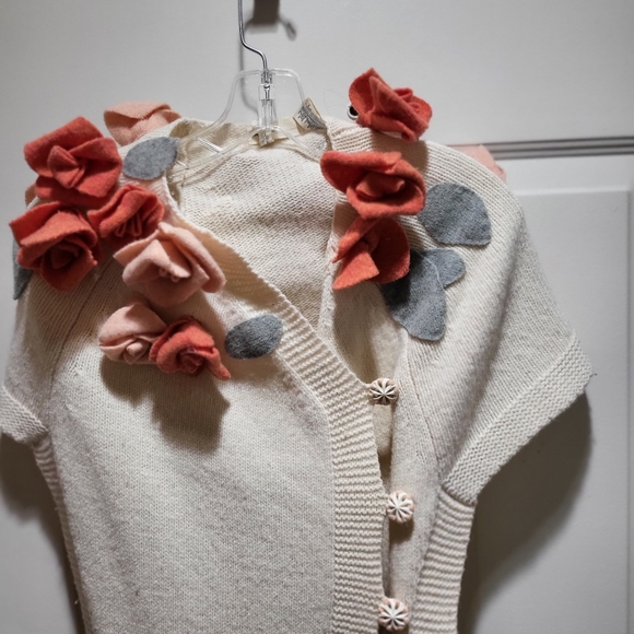 Sweater cape and scarf in one with a vintage flare - Picture 2 of 4